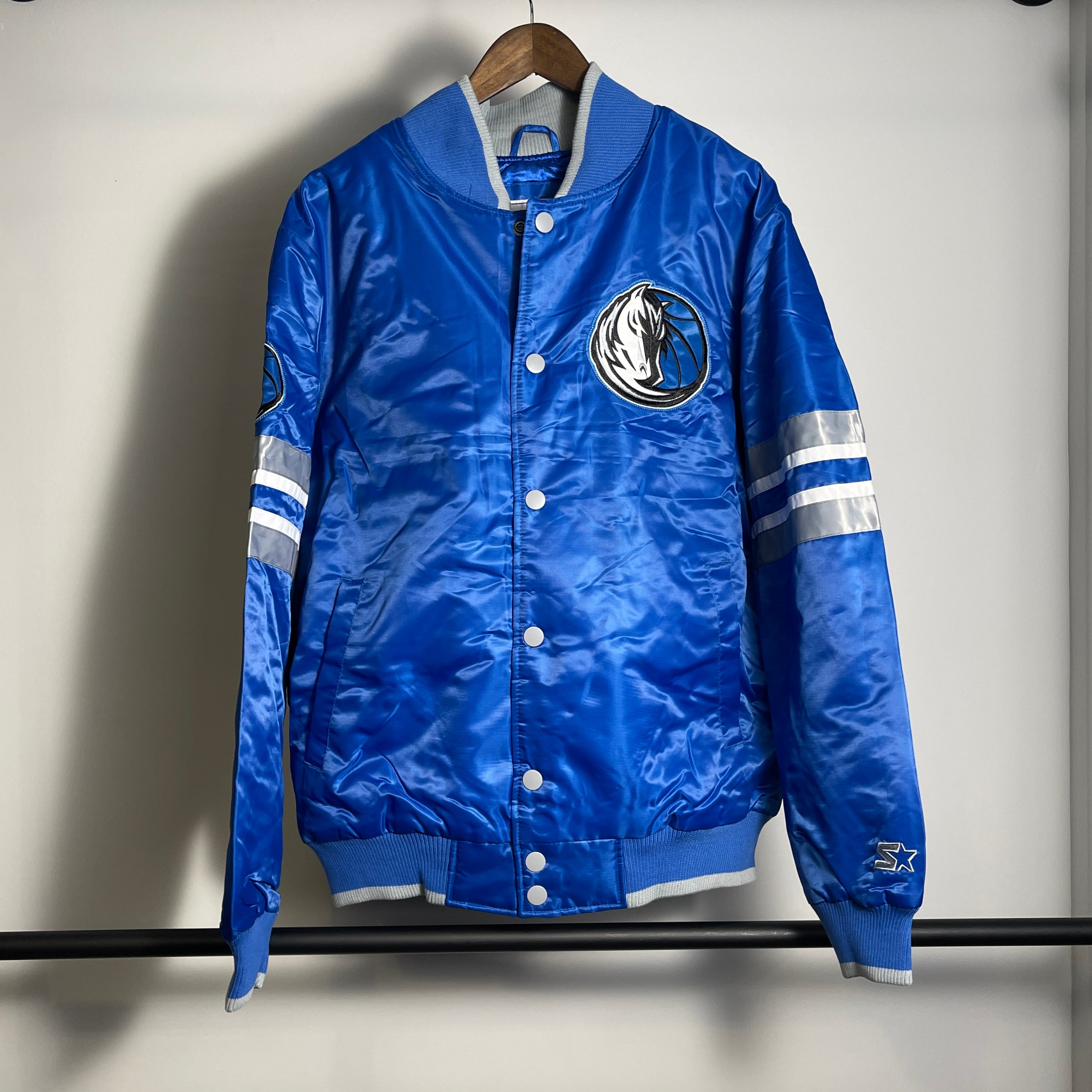Starter NBA Dallas Mavericks Jacket size M or L