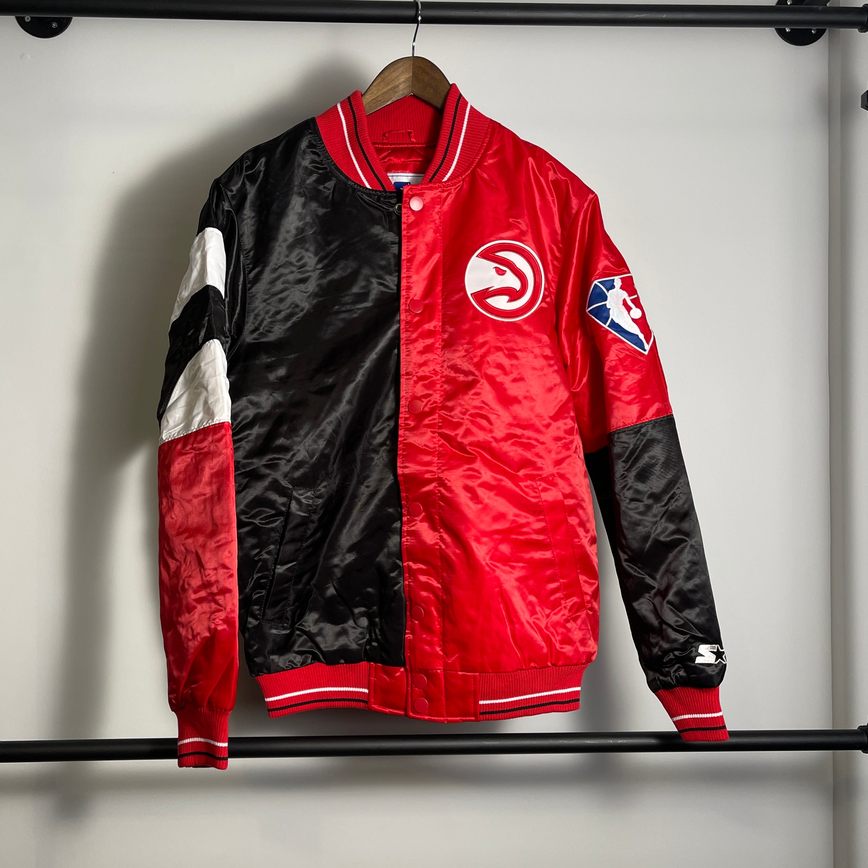 Starter NBA Atlanta Hawks Jacket size S