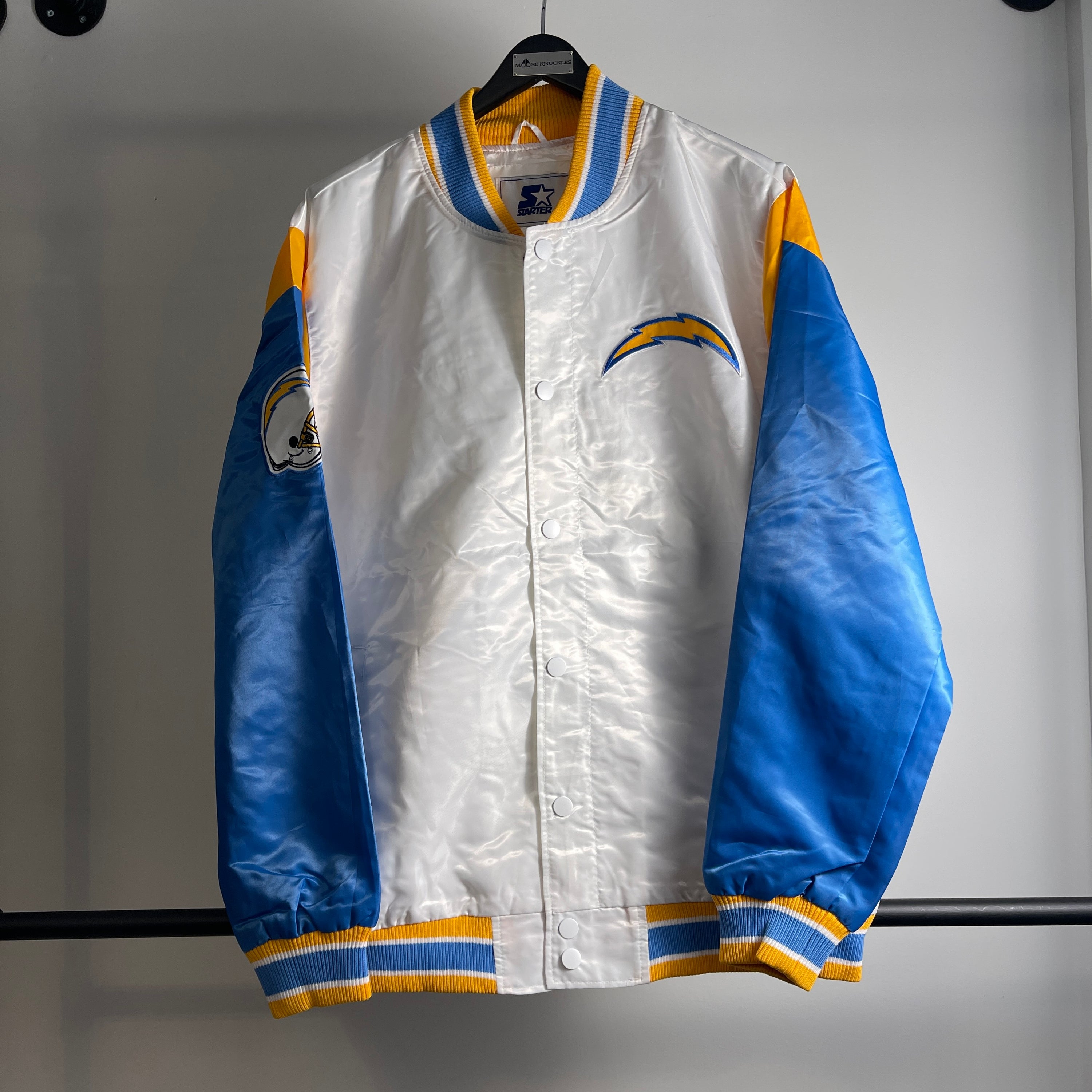 Starter NFL Los Angeles Chargers Light Weight Jacket Size XXL