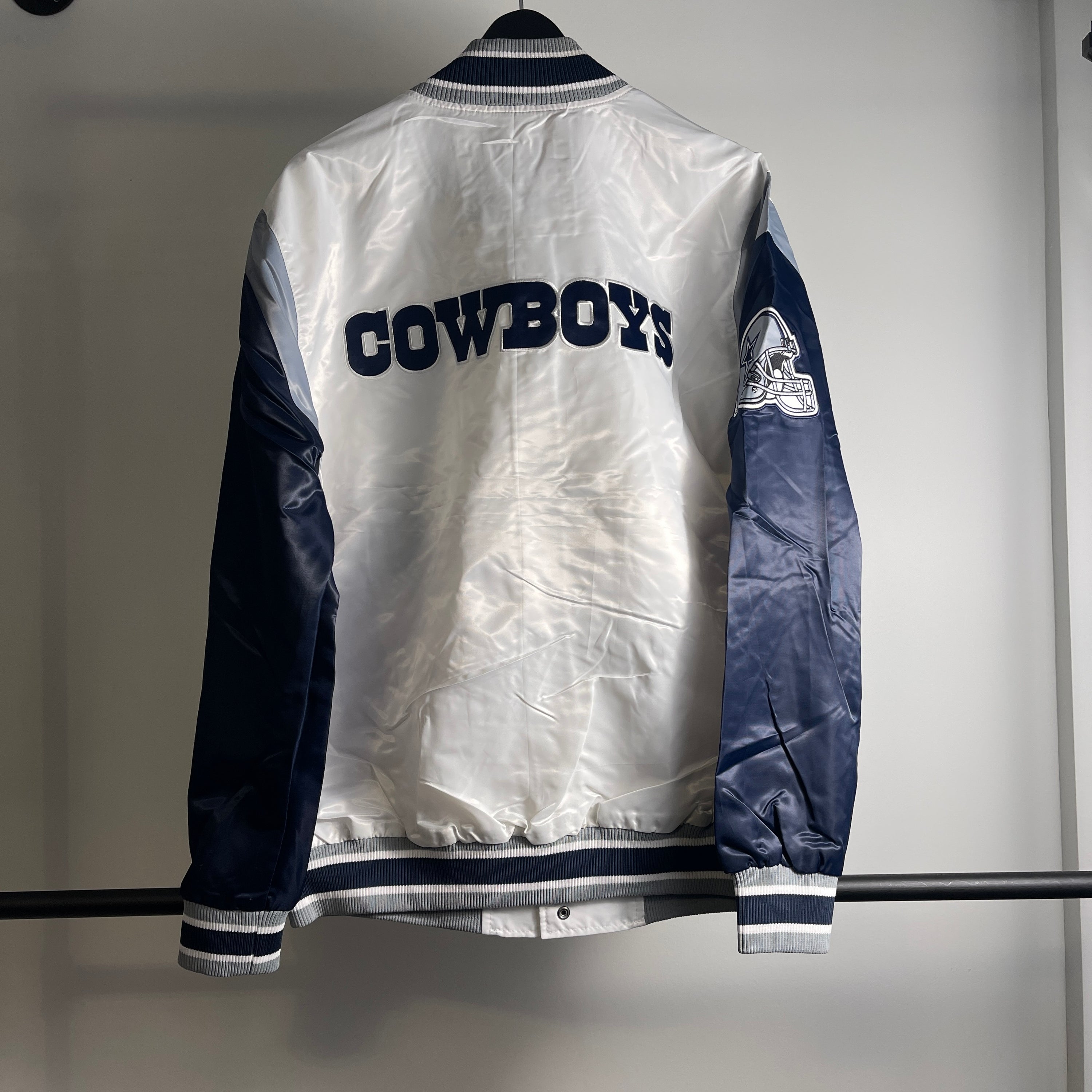 Starter NFL Dallas Cowboys Light Weight Jacket Size XL