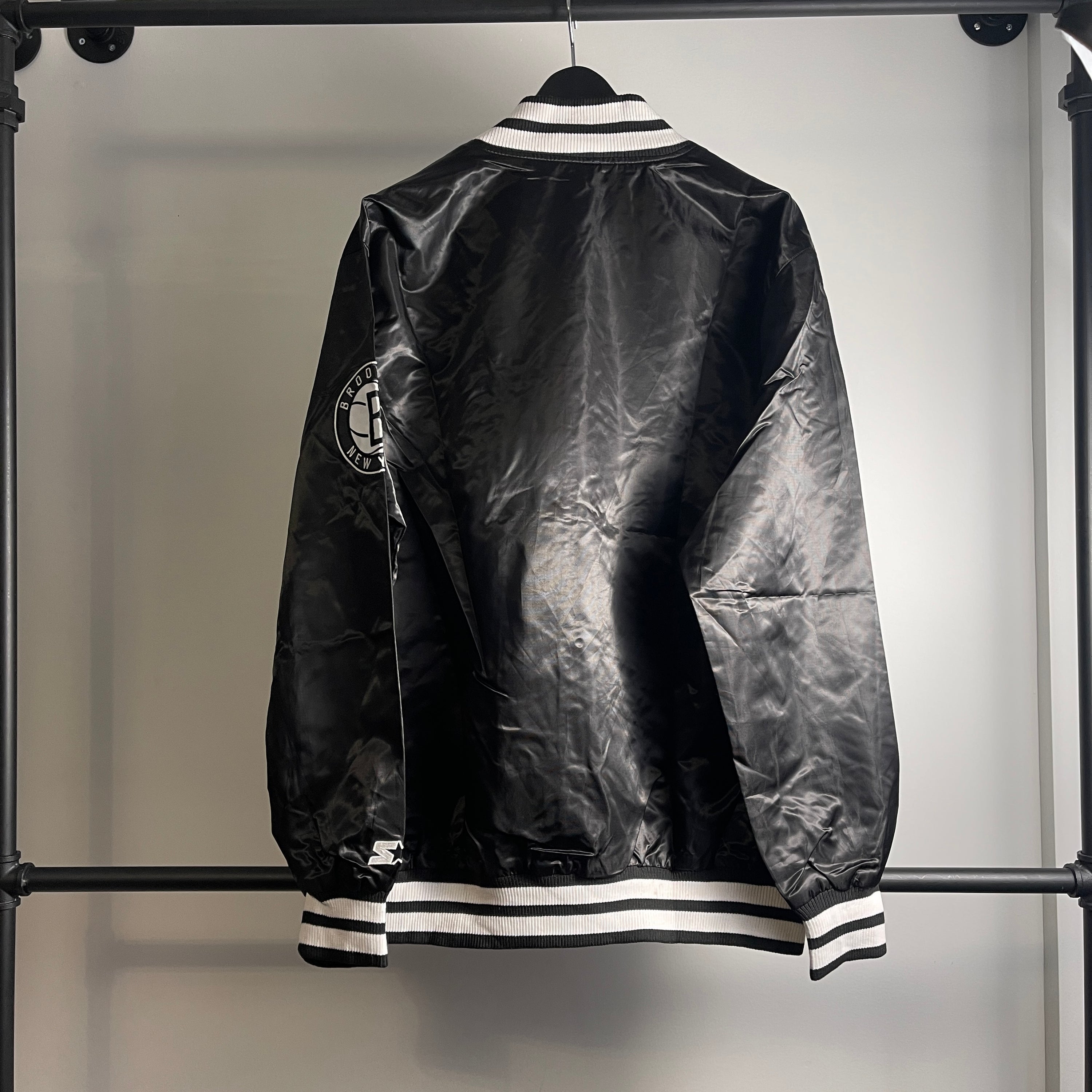 Starter NBA Brooklyn Nets Light Weight Jacket Size M/2XL