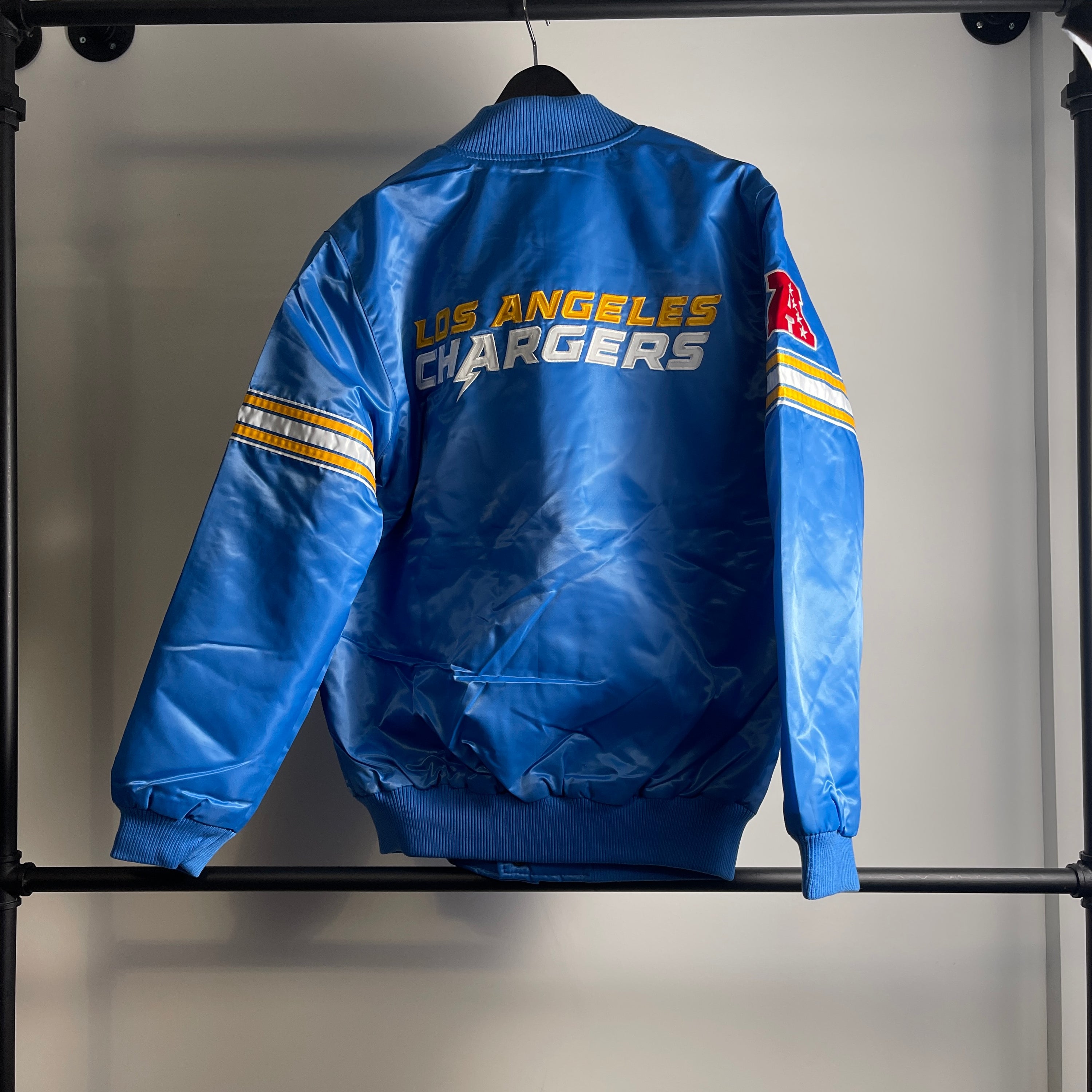 Starter NFL Los Angeles Chargers Jacket Size M