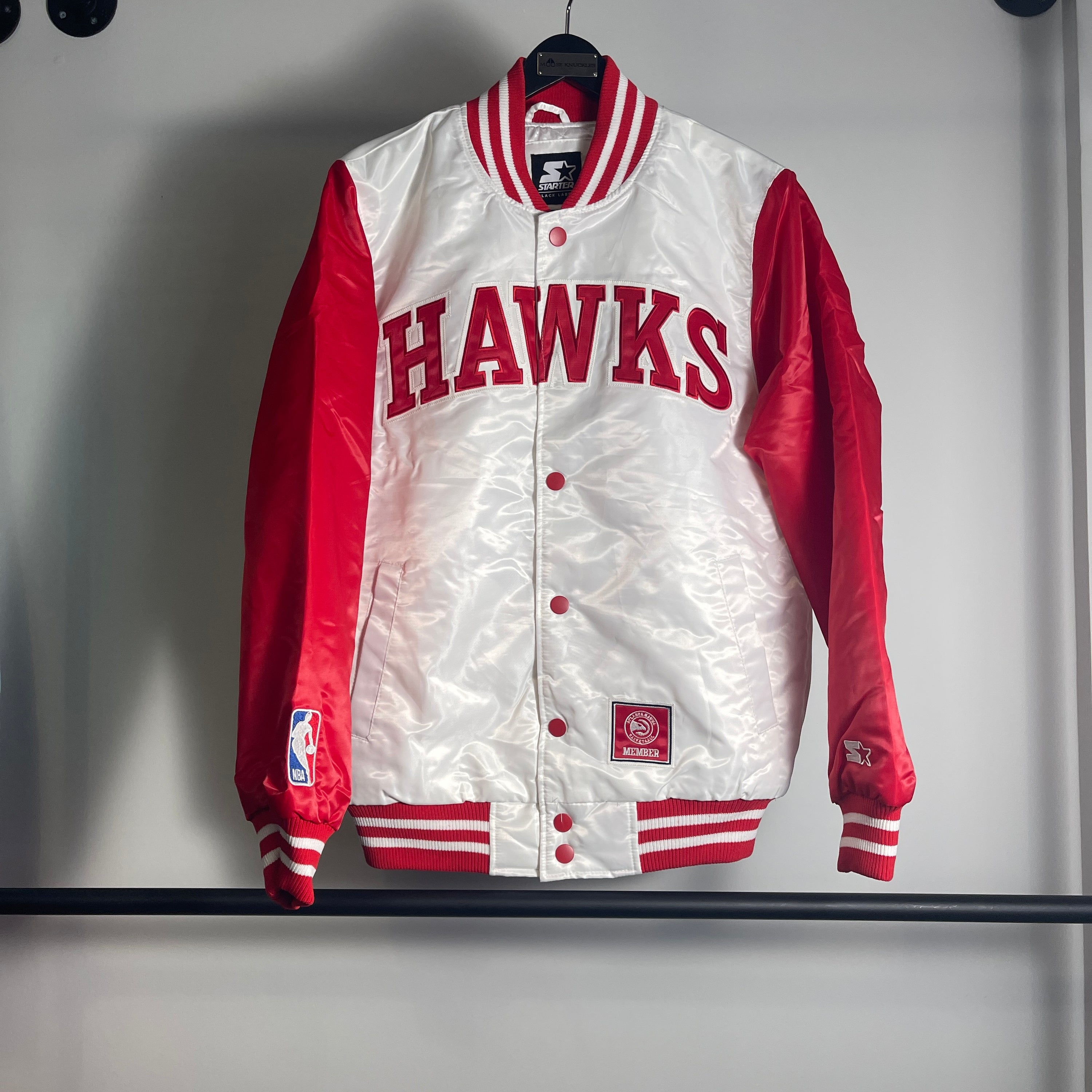Men's Starter Black Label NBA Atlanta Hawks Satin Jacket Size M