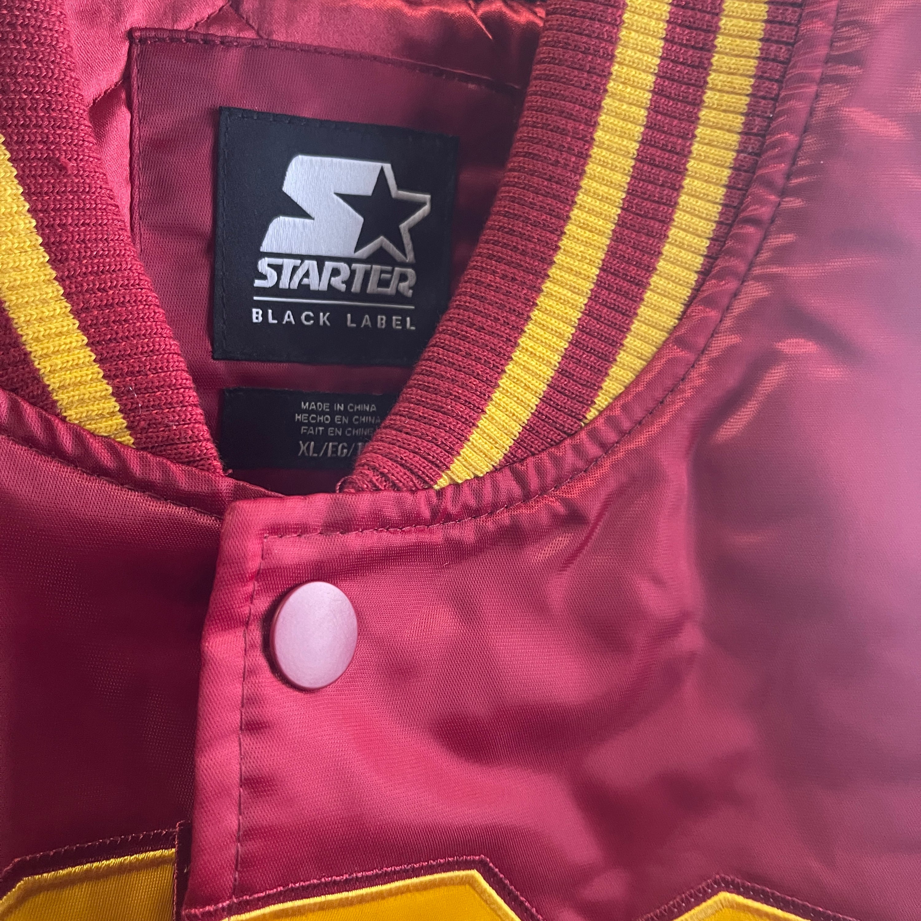 Starter NCAA Black Label USC Jacket size XL