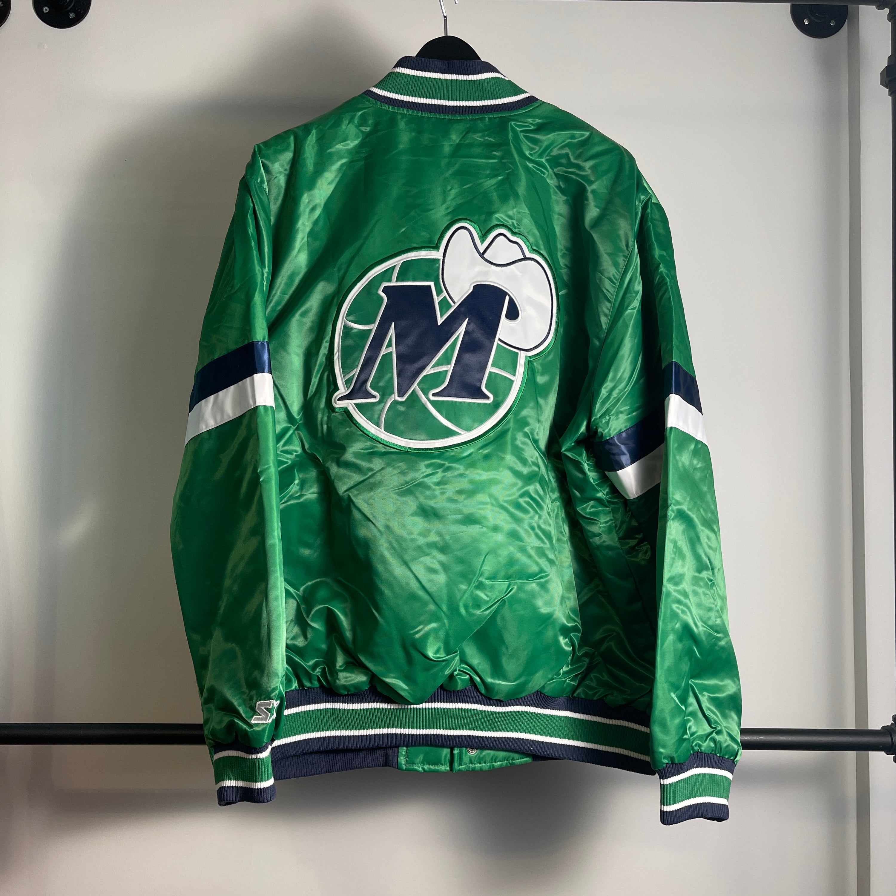 Starter NBA Dallas Mavericks Jacket size XL