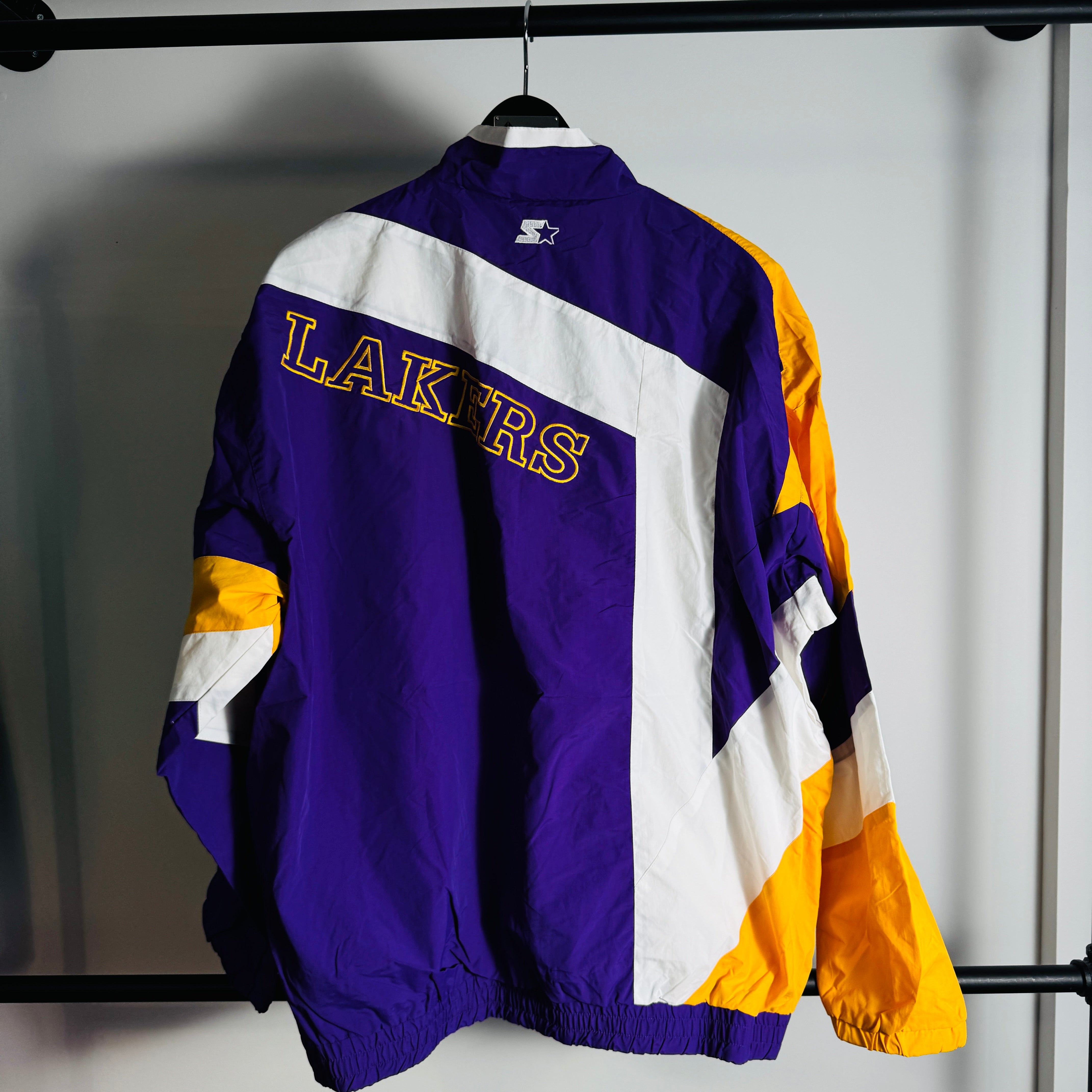 lakersstarter2.jpg